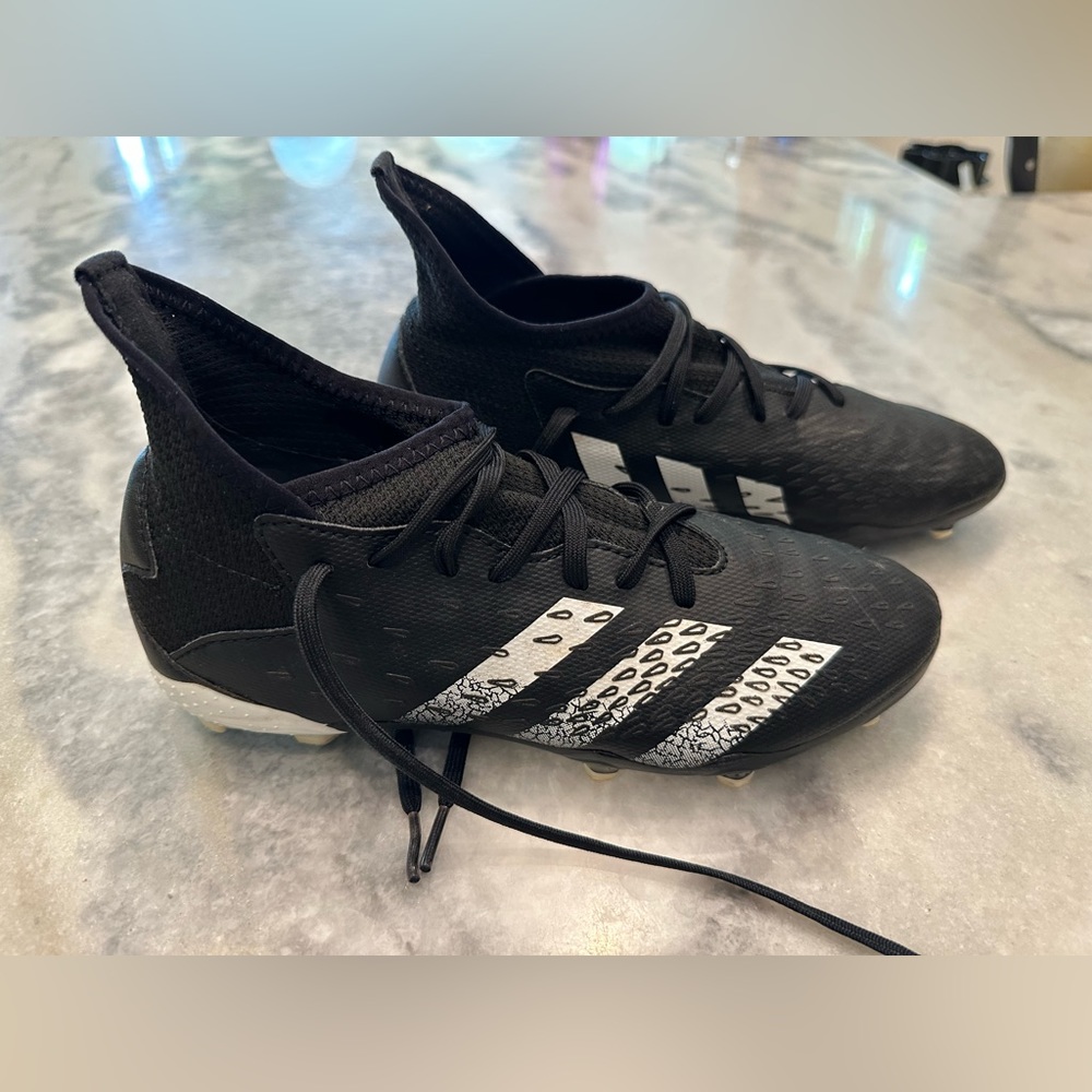 Adidas Predator Freak.3 FG Soccer Cleats
